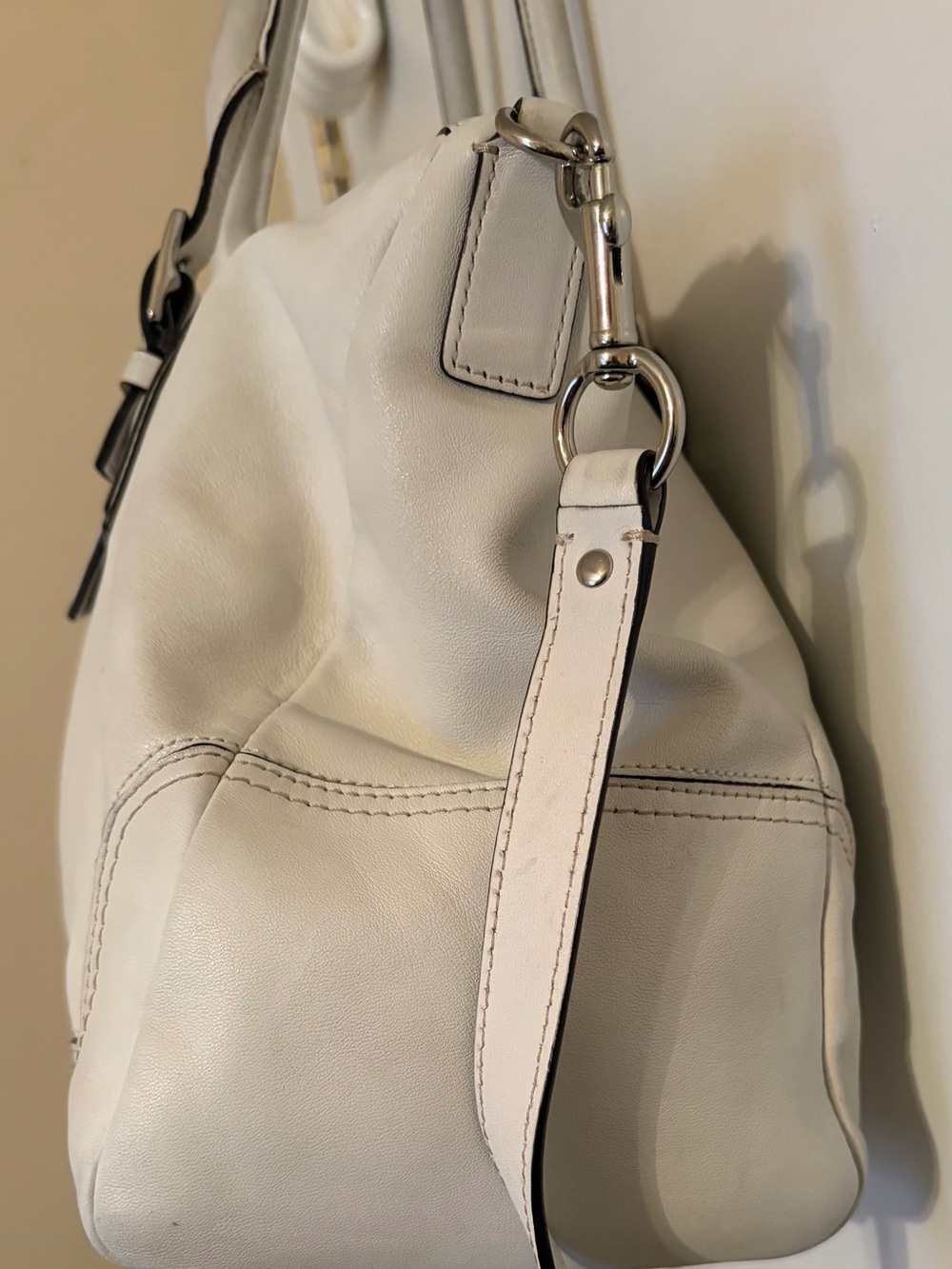 Coach Cream Leather Tote Satchel with Removable Strap - Picture 3 of 9